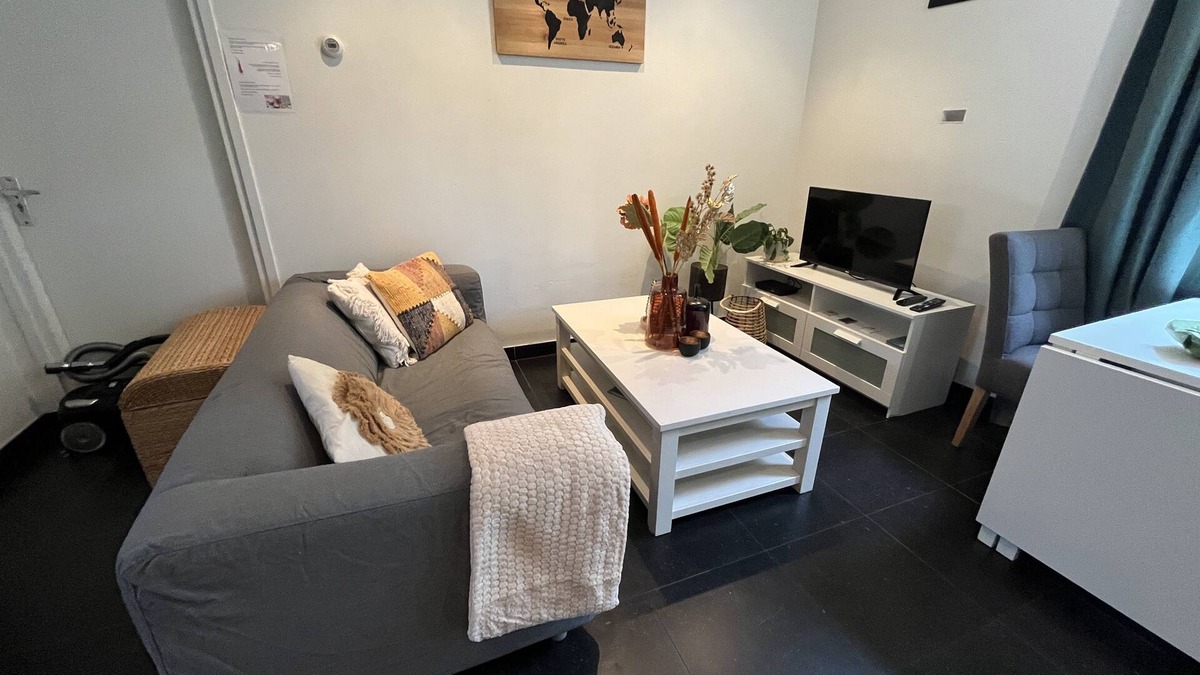 Egmond aan den Hoef Apartment | Moderne Studio aan de Kust: Winkels, Duinen & Zee op Loopafstand