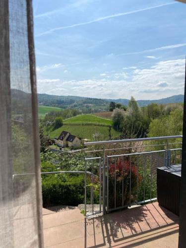 Reisen Apartment | Modernes privates Apartment mit Ausblick