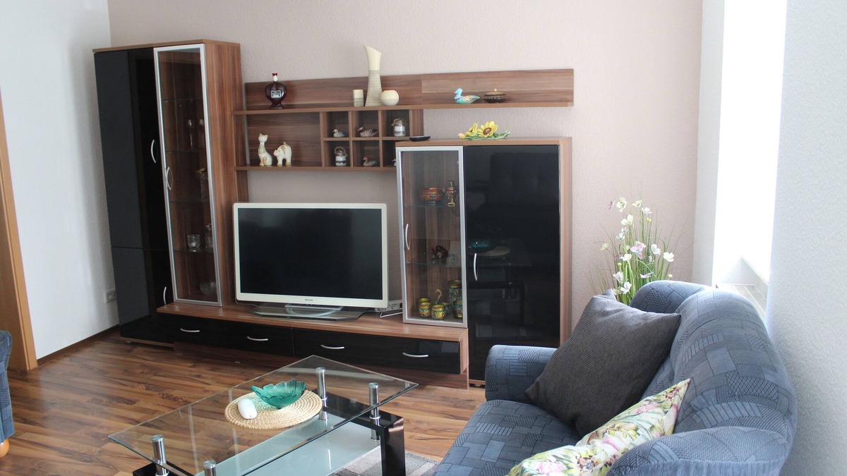 Mucheln Apartment | Modernized apartment, centrally located in historic old town