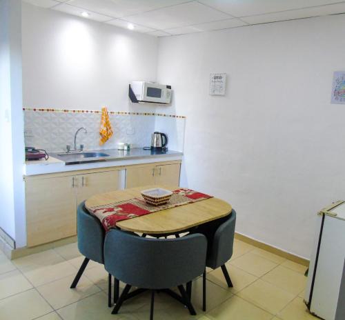 La Rioja Apartment | Moderno departamente para Parejas! Terraza privada!