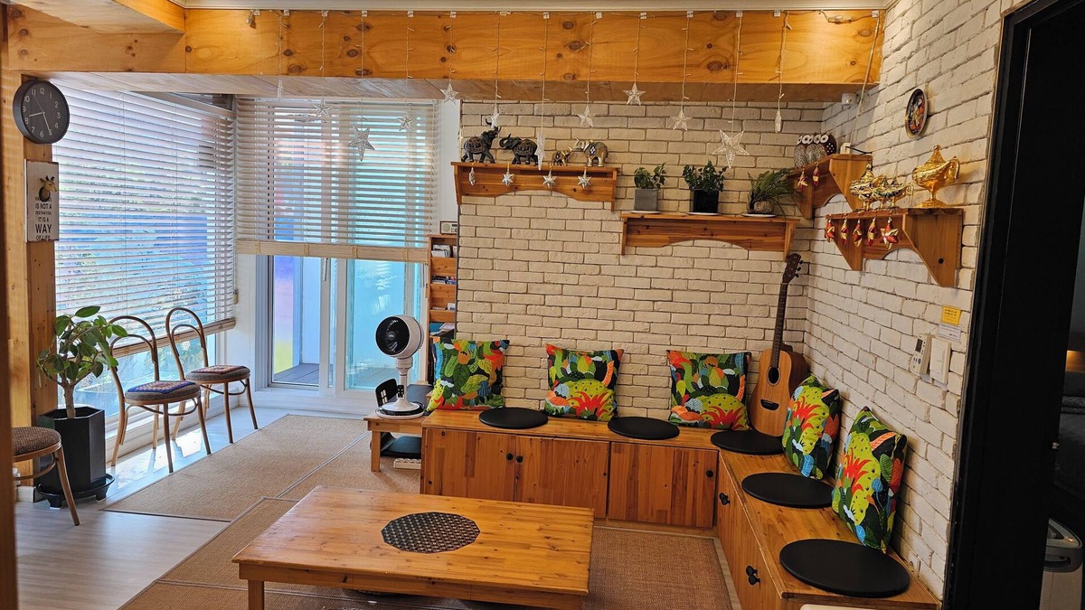 Mokpo House | Mokpo Magiclamp Guesthouse