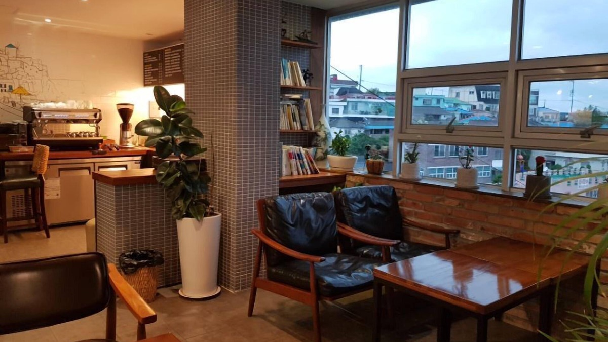Mokpo House | Mokpo White Windmill Guesthouse