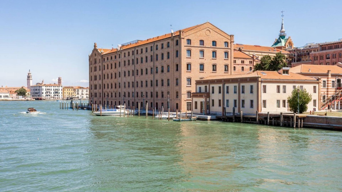 Molina Apartment | Molino Stucky Residence Caorlina Suite