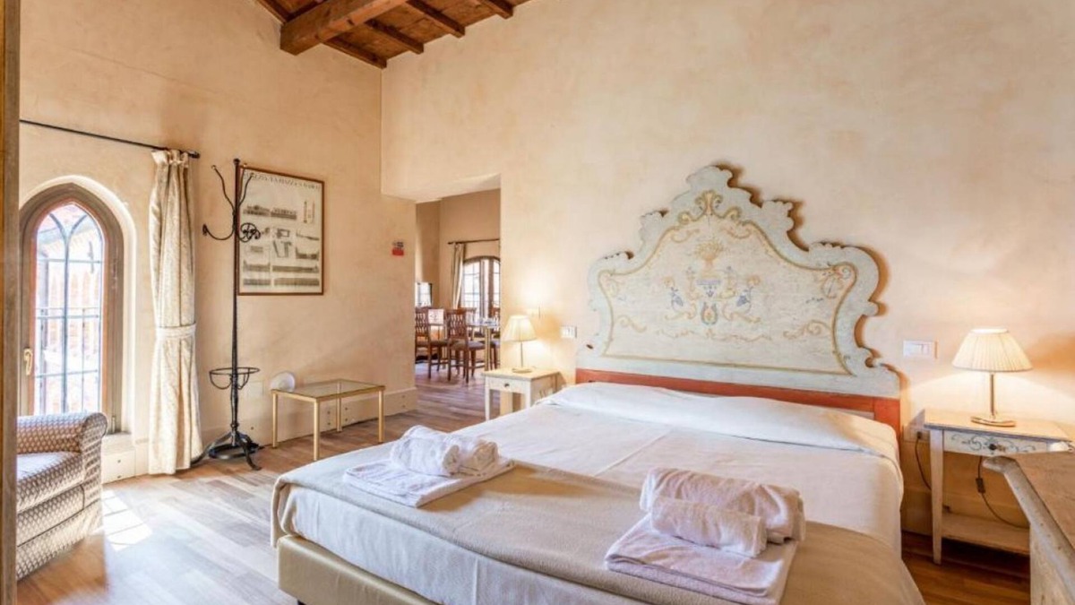 Molina Apartment | Molino Stucky Residence Sandolino Suite