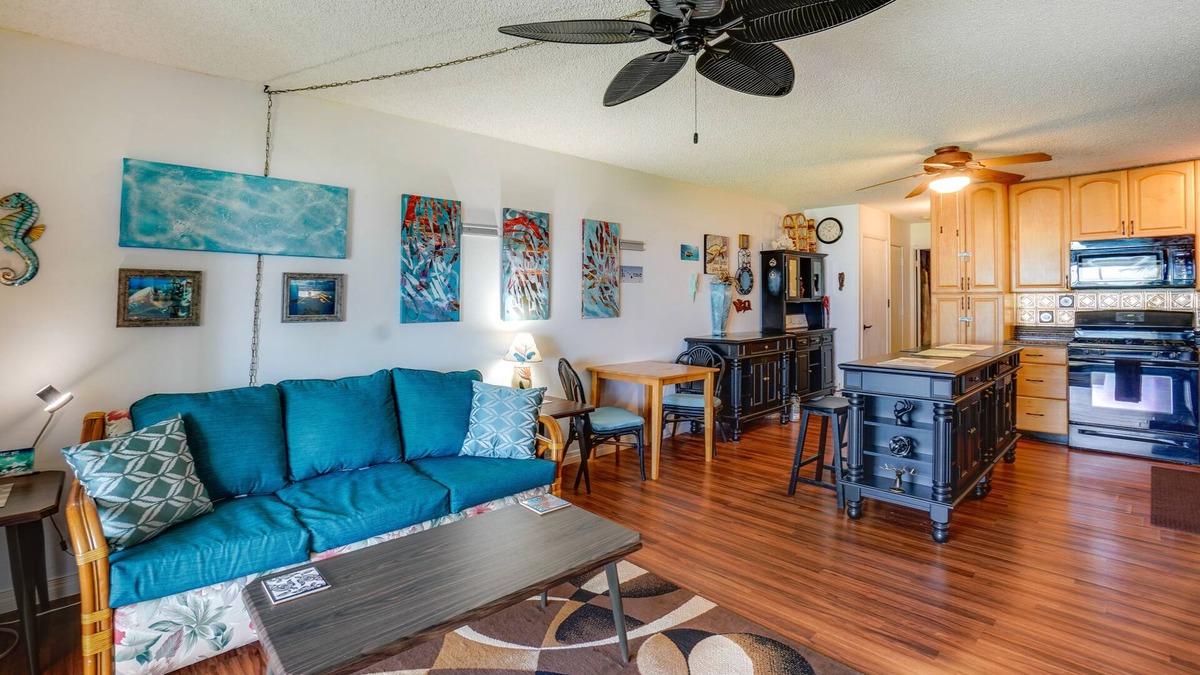 Ualapue Condo | Molokai Island Retreat w/Ocean View & Pool!