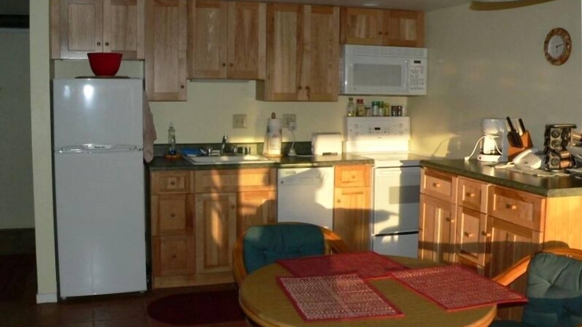 Maunaloa Resort | Molokai, Secluded Oceanfront Condo - Kaluakoi, Kepuhi Beach