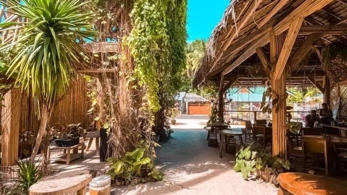 San Juan Hotel | Monkey Business Bungalows