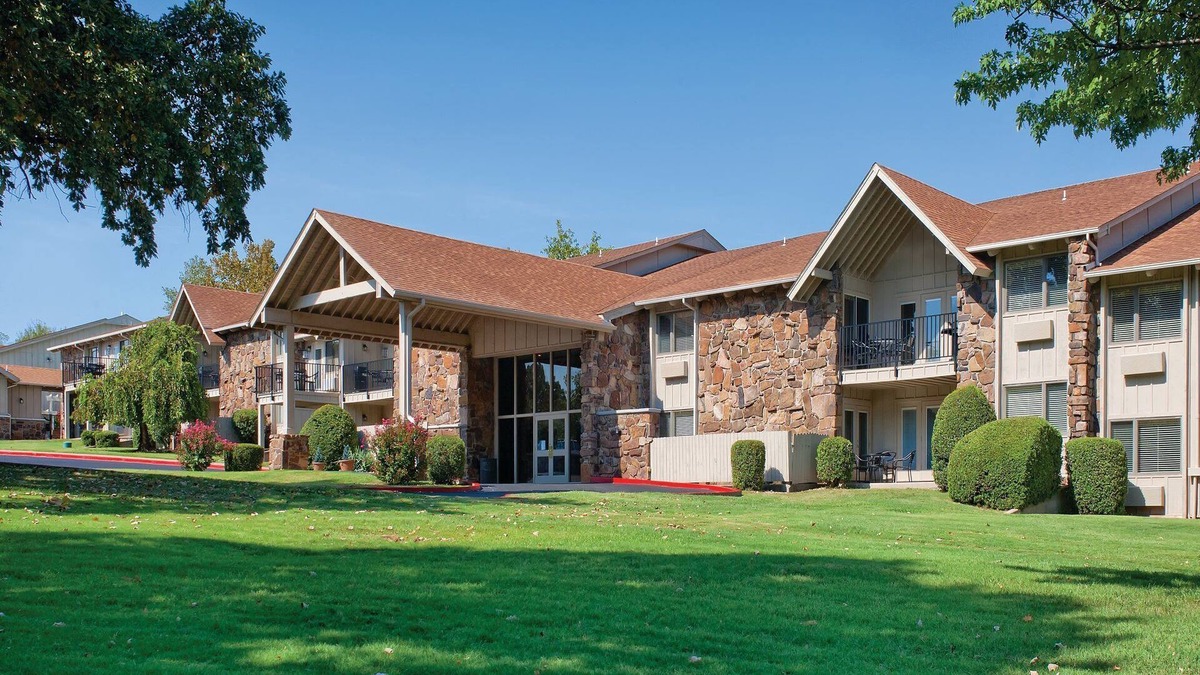 Afton Condo | Monkey Island 3 BD 3 BA Condo next to Shangri-la Resort - Memorial Day Weekend!