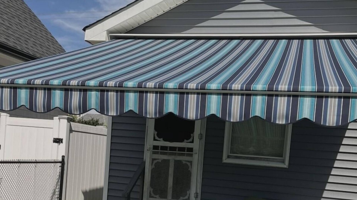 Monmouth Beach Cottage | Monmouth Beach Cottage! last week June & mid July avail! Location!Beach supplies