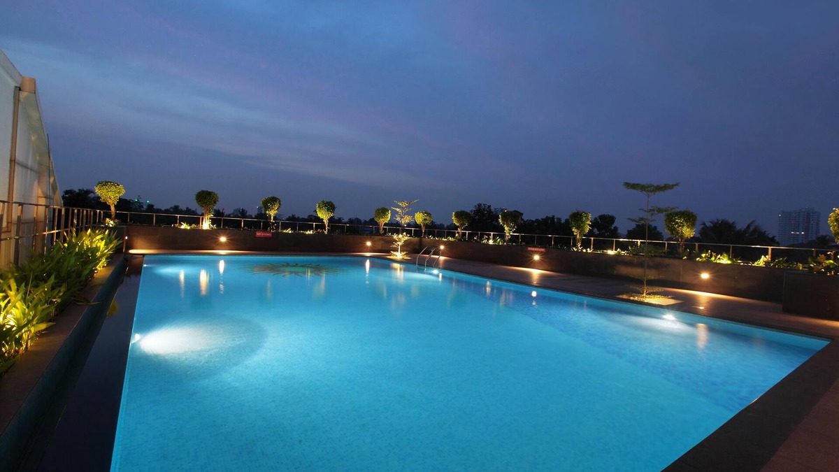 Palarivattom Hotel | Monsoon Empress
