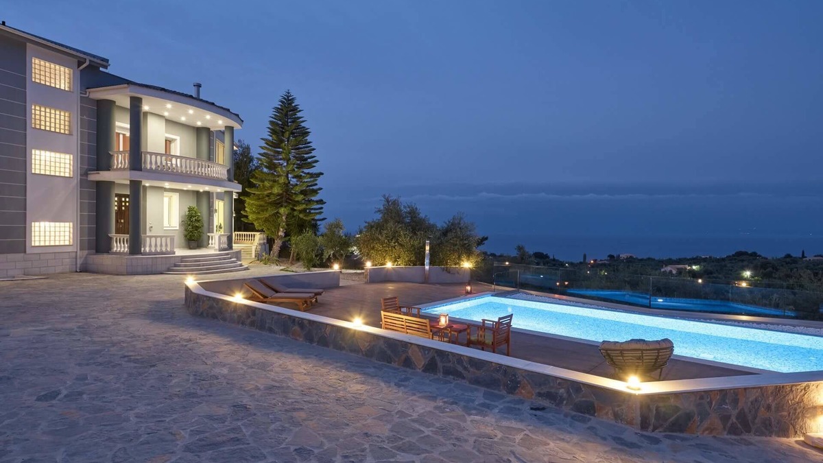 Akrotiri Villa | Mont Bleu Luxury Villa