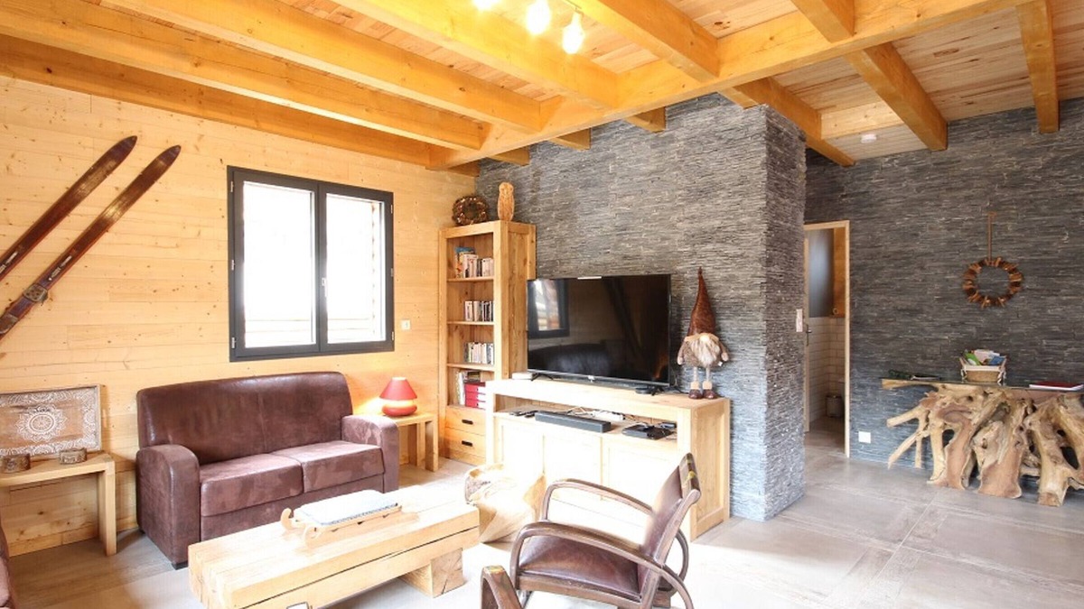 Mont-Dore Ski Chalet | Mont-Dore: Splendid 5-Bedroom Chalet with Terrace, Double Garage, and WiFi