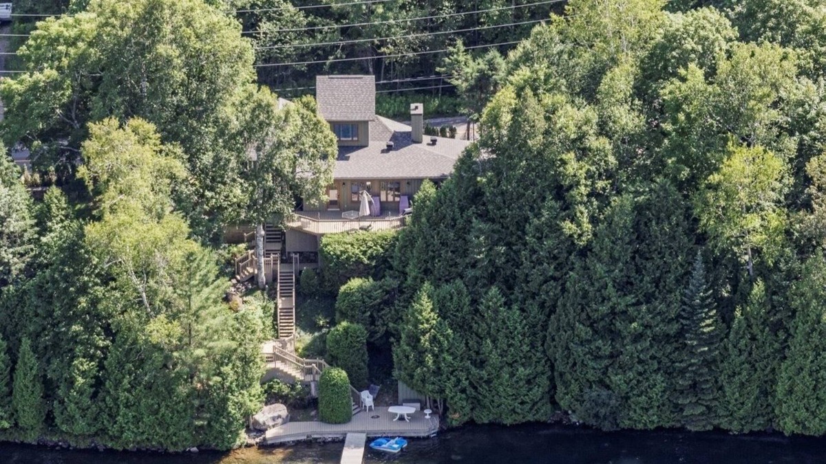 Mont-Tremblant Cottage | Mont Tremblant Waterfront House
