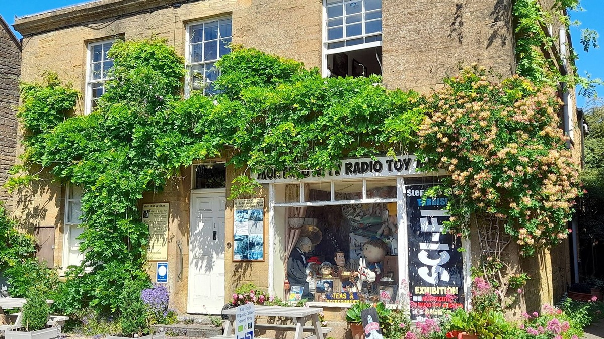 Montacute Bed & Breakfast | Montacute Country Tearooms B&B