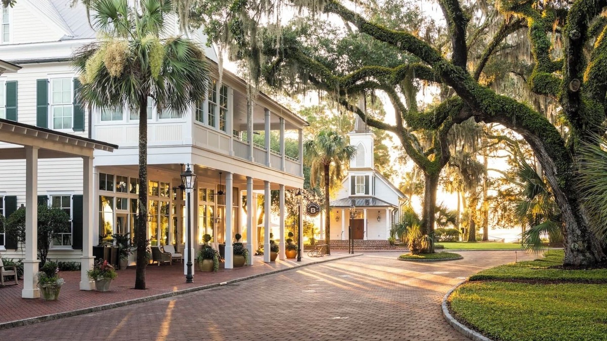 Palmetto Bluff House | Montage | Vaulted Ceilings | Private Backyard | Palmetto Bluff | FULL AMENITIES