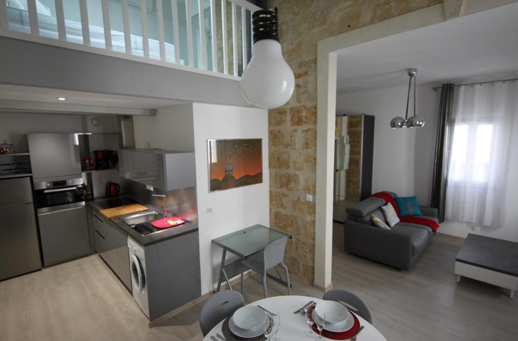 Ecusson Apartment | Montcalm climatisé en plein Écusson