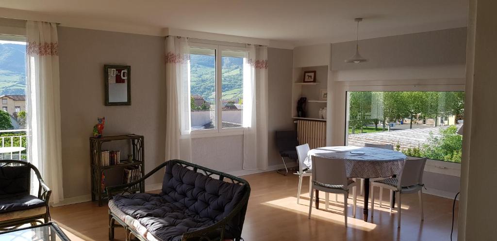 Millau Apartment | Montcalm