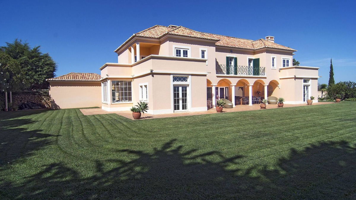 Colegio Villa | Monte das Estrelicias, Luxury property, tennis court, Lagos beach