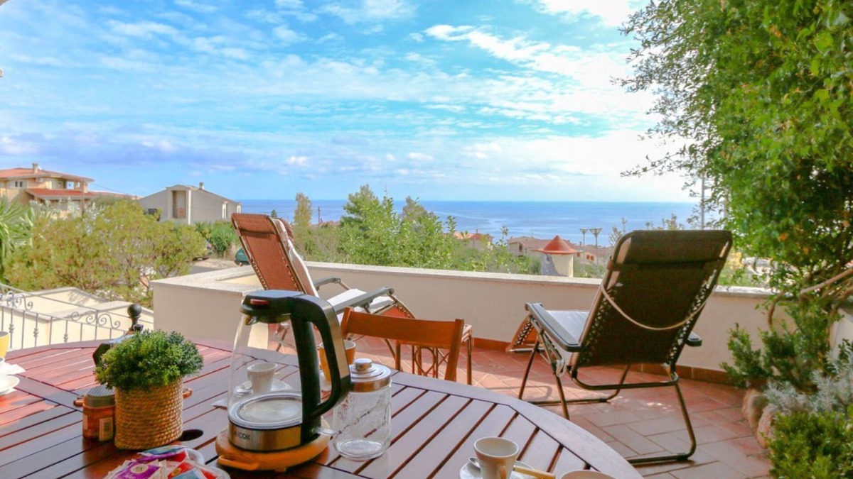 Cala Gonone Apartment | Monte Ruiu House with garden