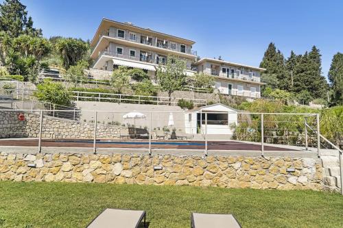 Parisata Apartment | Monte Verde apartments
