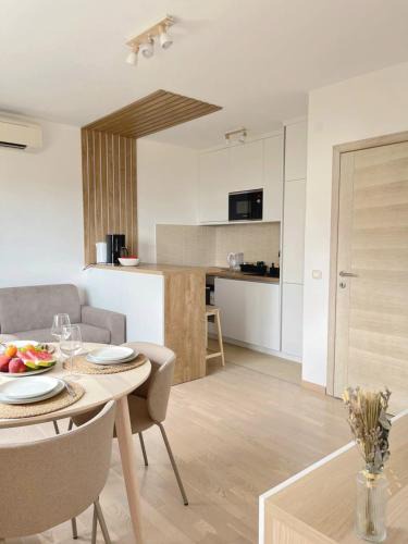 Becici Apartment | Montehome sea view