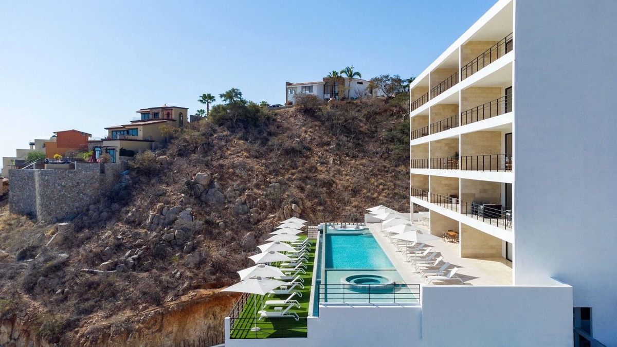 Colonia El Progreso Apartment | Montemar 202: 2bd Condo / Pool / Ocean Views