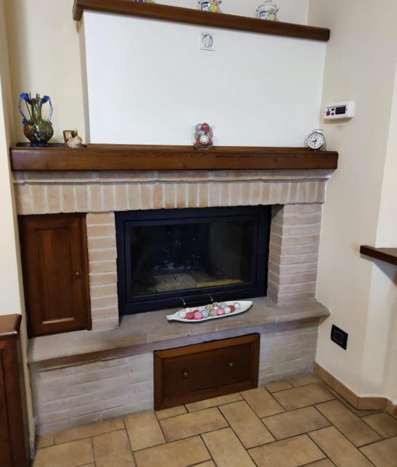 Colpetrazzo Apartment | Montemartano