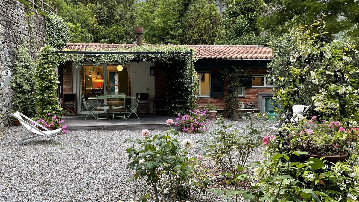 Cinque Terre House | Monterosso Al Mare: Charming house with peaceful garden in private park