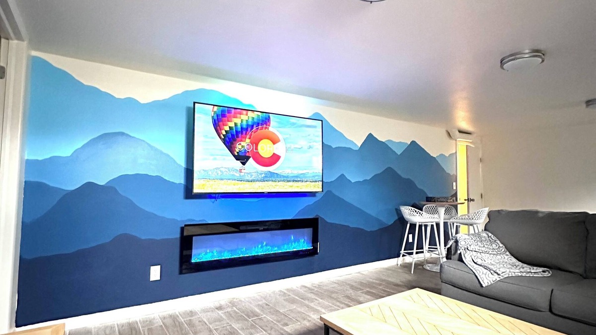 Westminster House | Monthly rent discountsᨒEntire homeᨒ5 BedroomsᨒKing BedsᨒNear DTᨒFireplace
