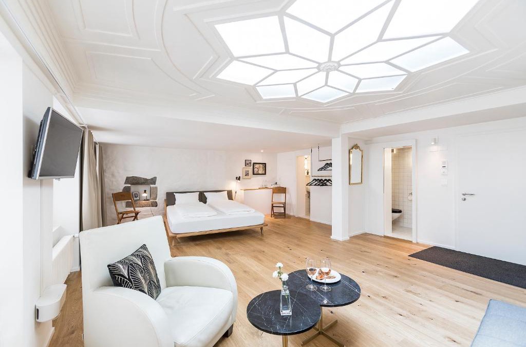 Old Town Hotel | Montmartre