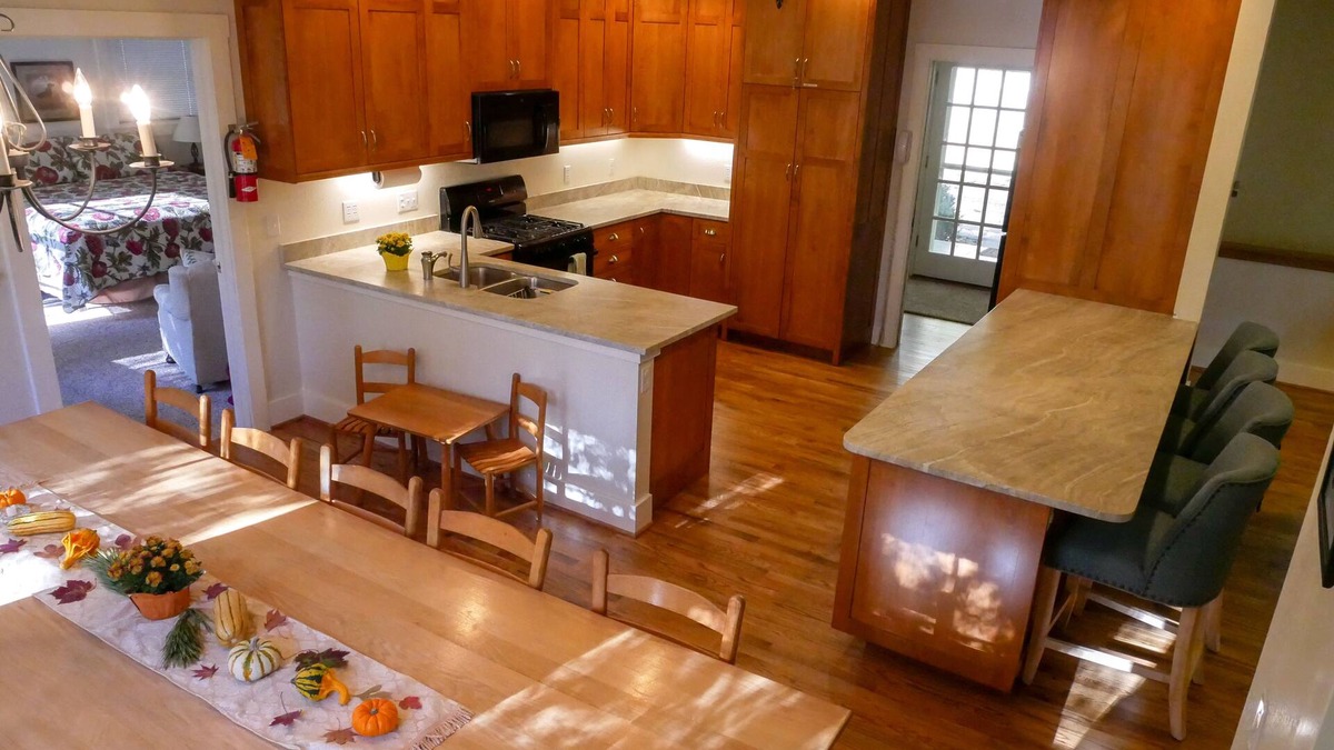 Black Mountain Cottage | Montreat is as Close to Heaven as You Can Get!