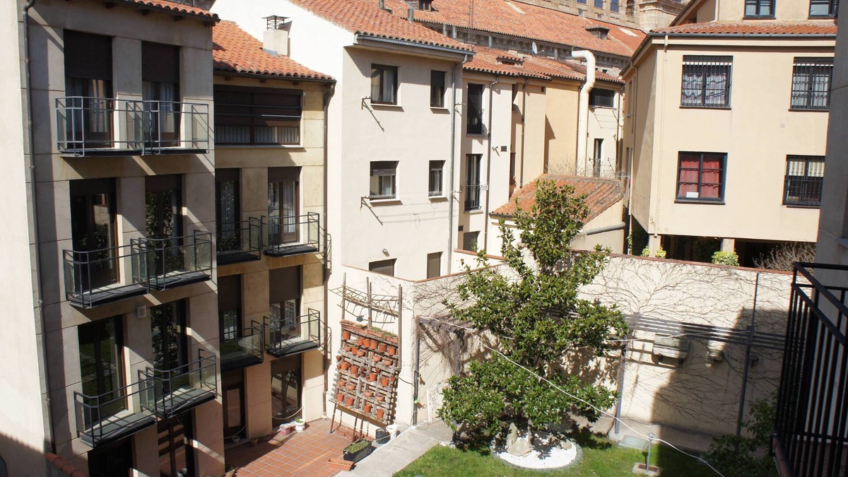 Old Town Apartment | Monumental Salamanca Apartments 201