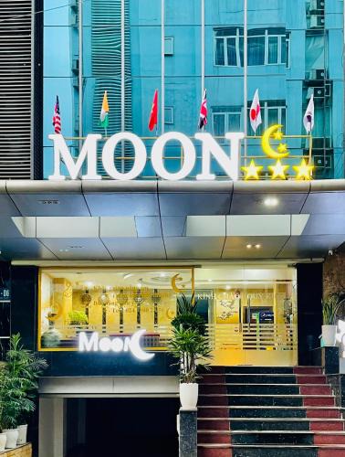 Dich Vong Hotel | Moon Hotel Cau Giay
