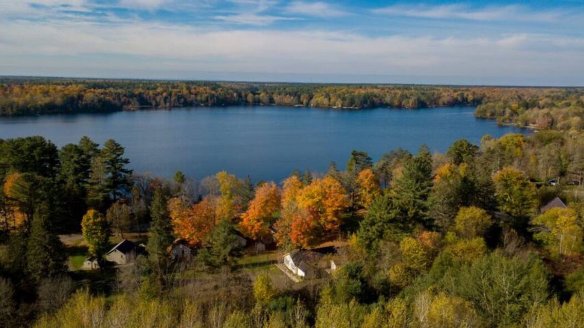 Bala Cottage | Moon River #2 - Lakeside Luxury