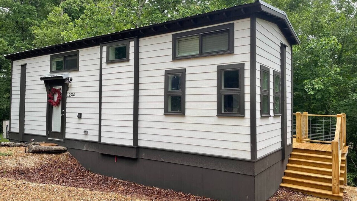 Mentone House | Moon River Mentone 1-A Riverfront Tiny Home