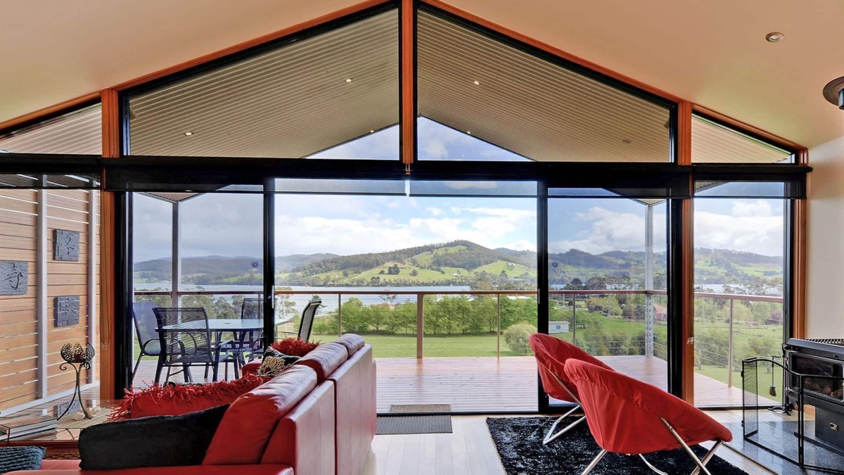 Gardners Bay Villa | Moon River Retreat - Panoramic water views
