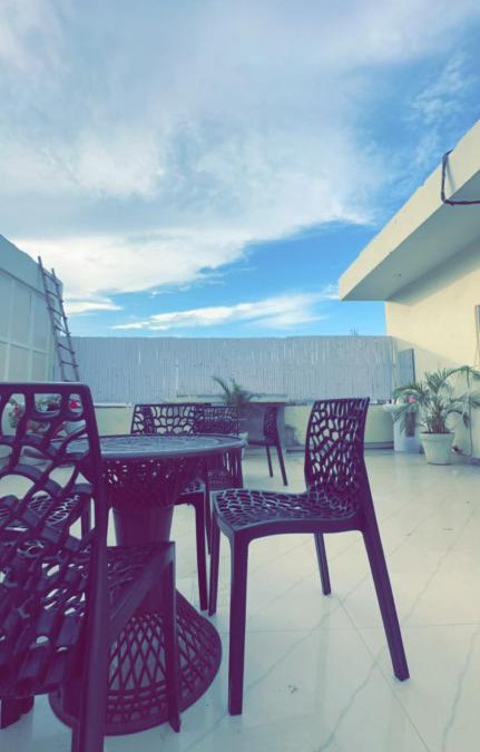 Panchkula Apartment | Moon view