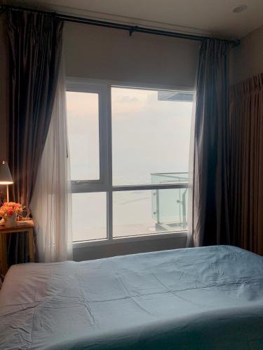 Si Racha Apartment | Moondust room