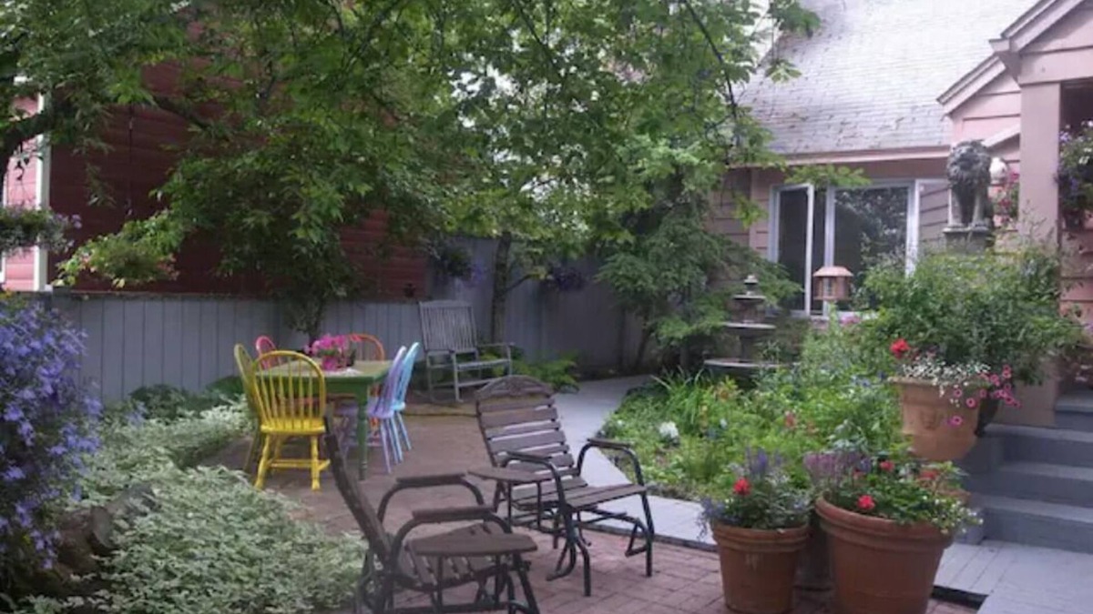 Airport Heights Community Council Apartment | Moonlight Spa Suite