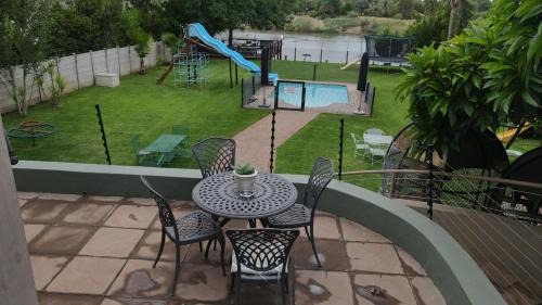 Upington House | Moonriver Guesthouse