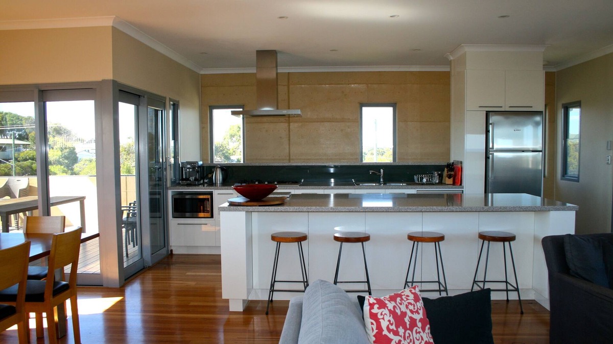 Guilderton House | Moore River Escape Guilderton - 360° Views - Free reliable WiFi