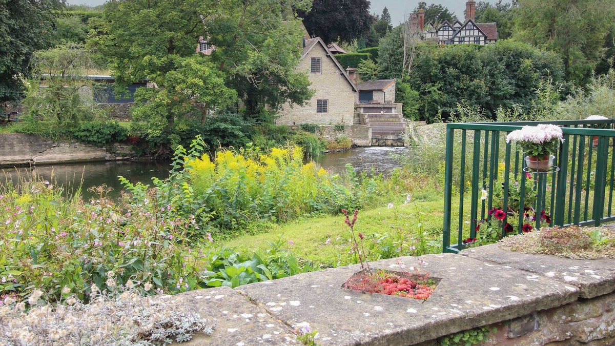 Ludwel Cottage | Moorhen Cottage