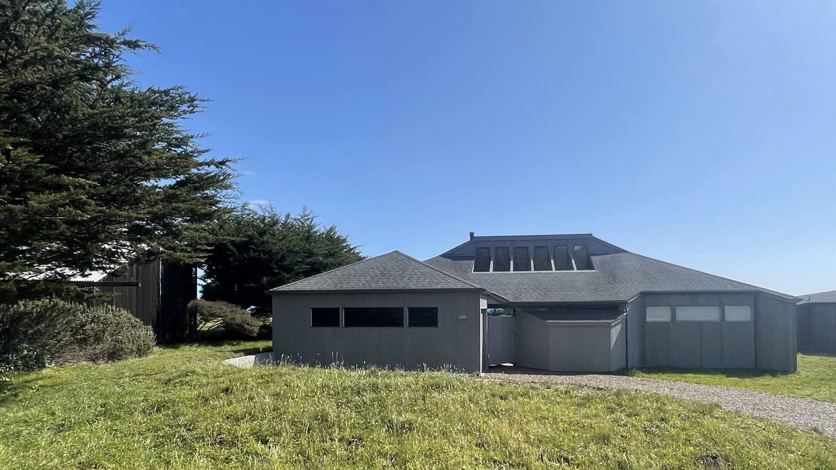 Sea Ranch House | Moorings: 2 BR, 2 BA in The Sea Ranch, Sleeps 6