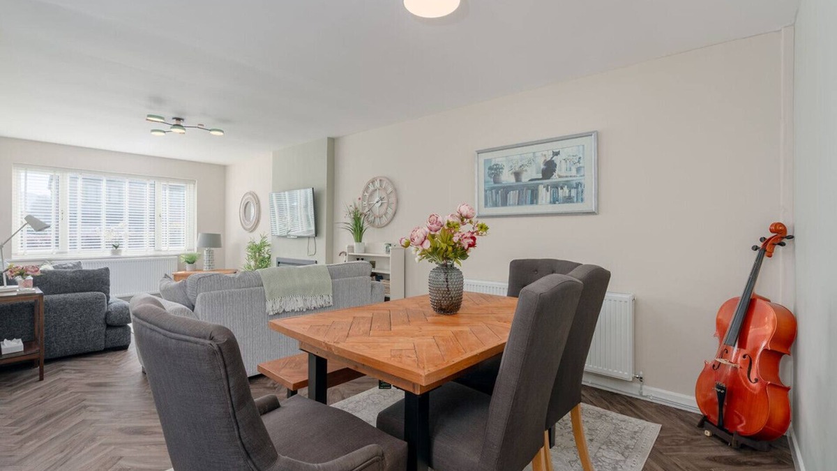 Clitheroe House | Moorland Bungalow | Private drive and garden |Central Clitheroe