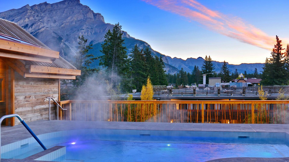 Banff Hotel | Moose Hotel And Suites