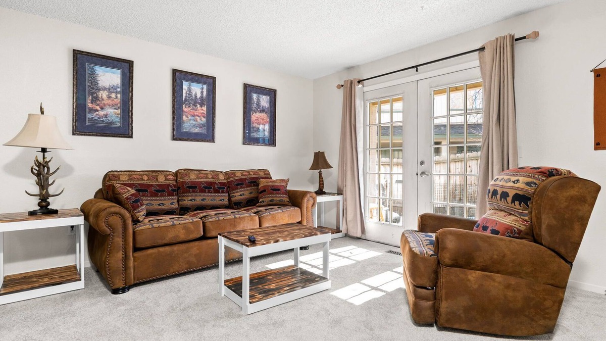 Sand Lake House | Moose Meadows Close to Airport, centrally located ; private entrance