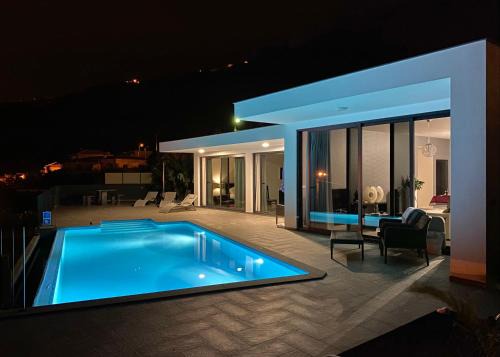 Arco da Calheta House | Moradia Syso