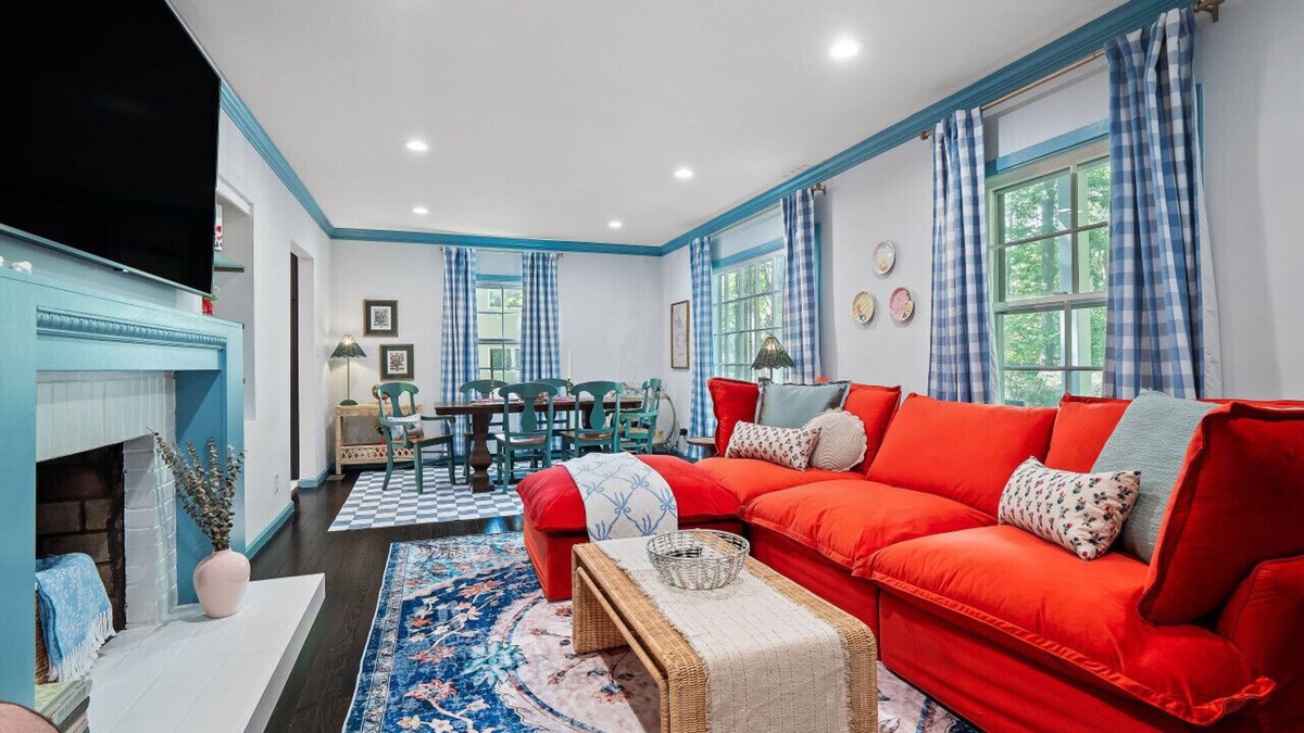 Moreland Hills Apartment | Moreland Hills Cottage|Game Room|Fire Pit|Sleeps 8