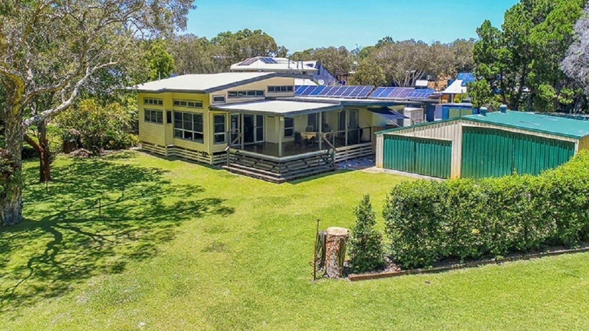 Brisbane Waterfront House | Moreton Escape