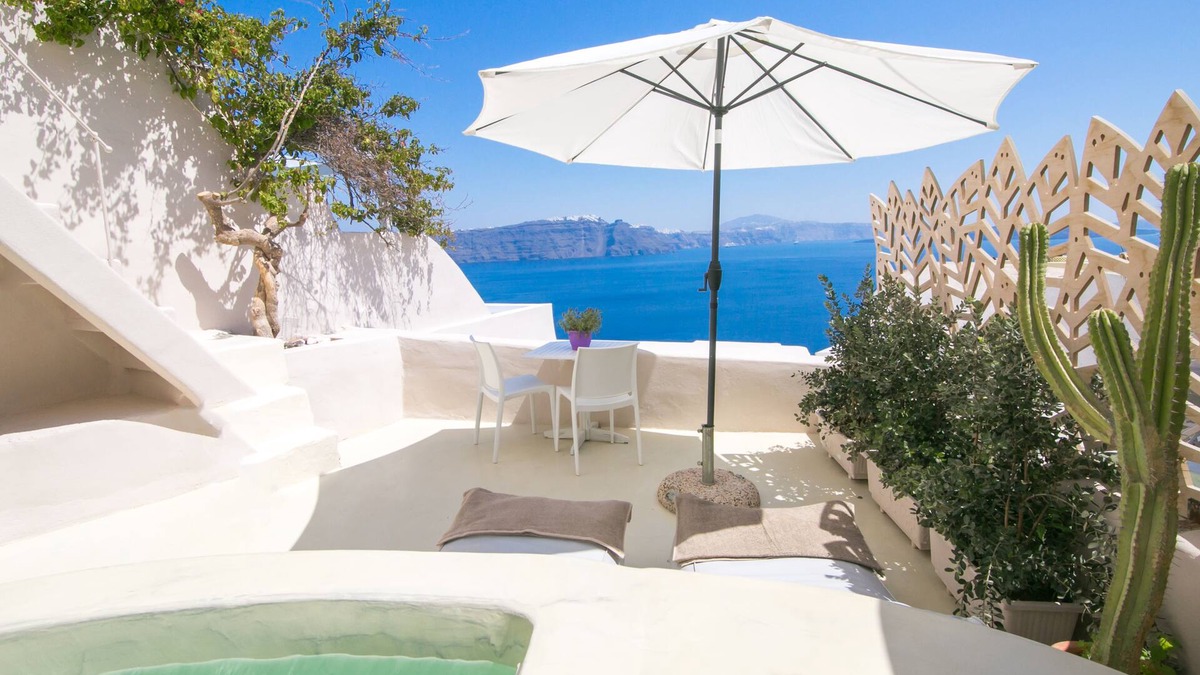 Oia Villa | Morfi Cave House